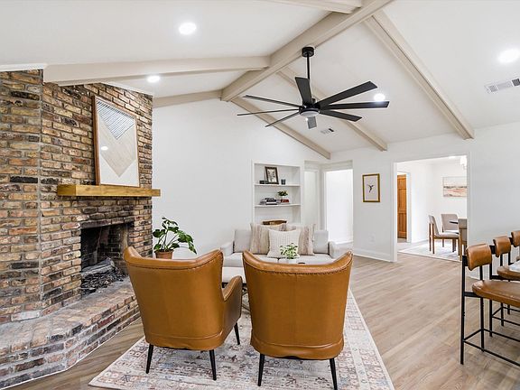 4th image of 4368 Blecker Dr