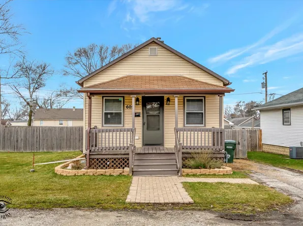 605 Cayuga St, Joliet, IL 60432