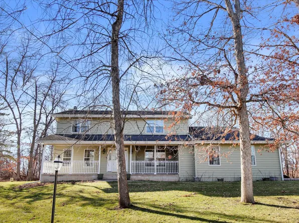 W5553 Hill View ROAD, Elkhorn, WI 53121