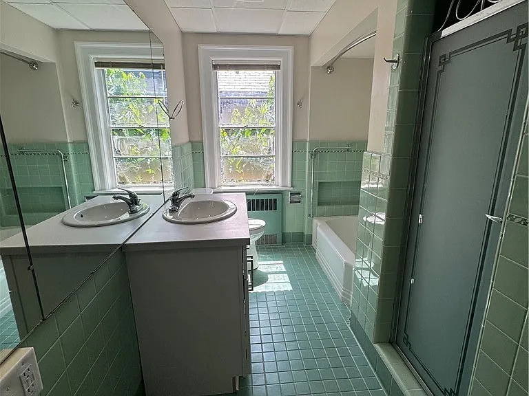 77 W Humboldt Pkwy #B — Photo 20