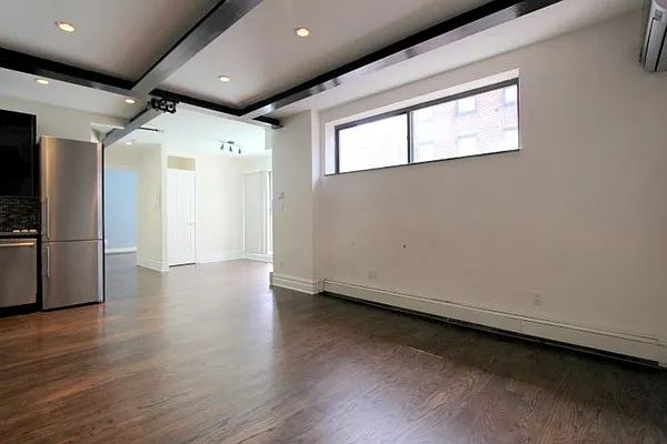 Rented by Julien Aractingi, LREB | media 3