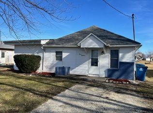 318 N 8th Ave, Hoopeston, IL 60942