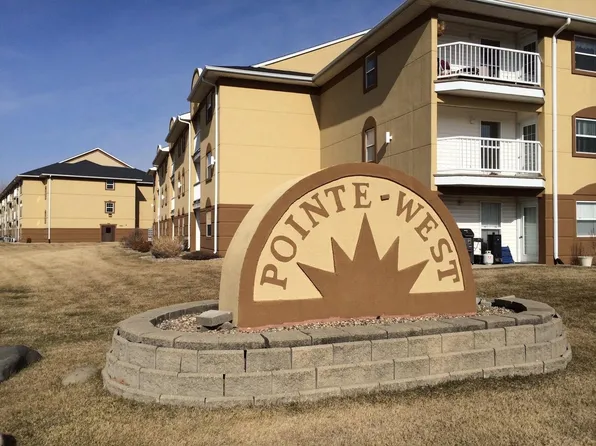 Pointe West Apartments
