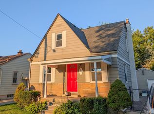 6652 Rockdale St, Dearborn Heights, MI