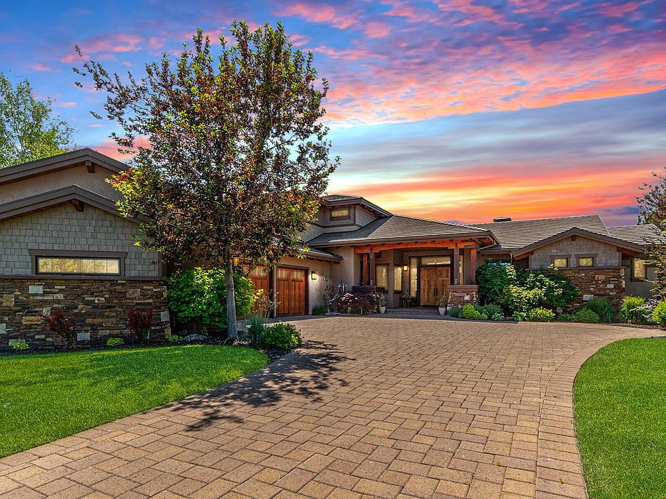 1st image of 65925 Pronghorn Estates Dr