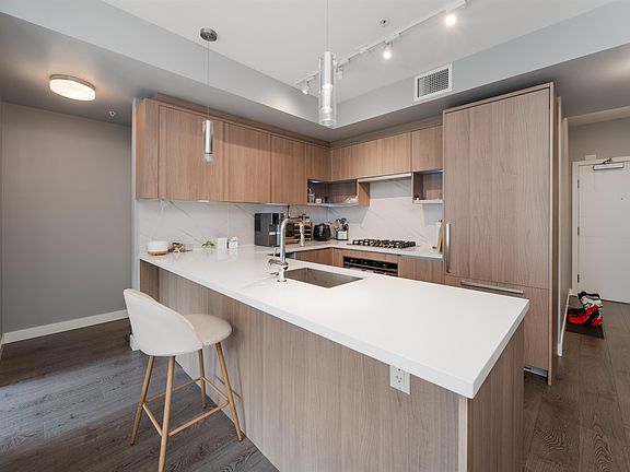 2nd image of 9333 Tomicki Ave #210