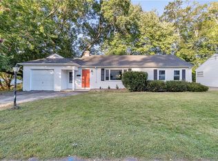 2 Plymouth Rd, North Providence, RI 02904