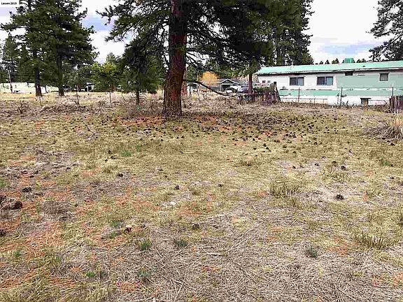 5th image of 687-725 Juniper Way