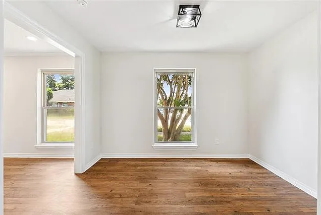 64 Osborne Ave — Photo 9
