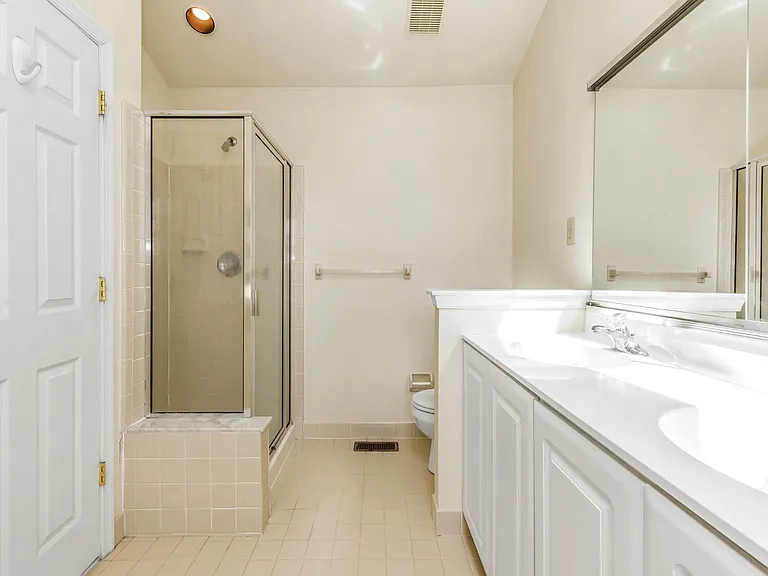 128 Madison Way — Photo 25