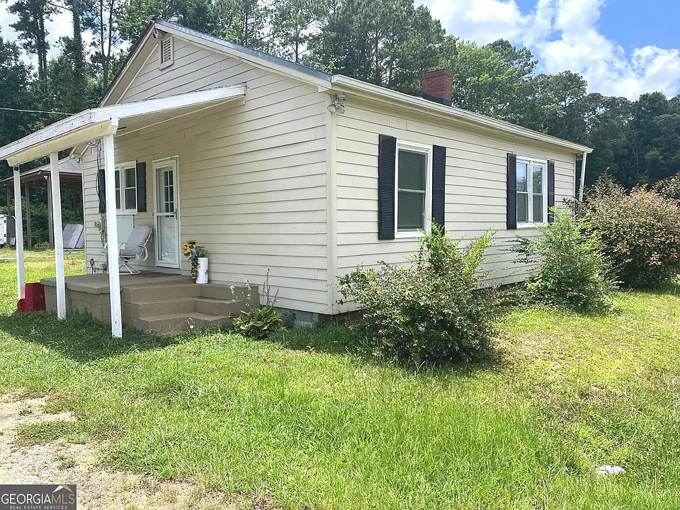 6878 Newnan Rd