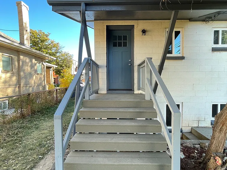2253 S Lincoln St — Photo 11