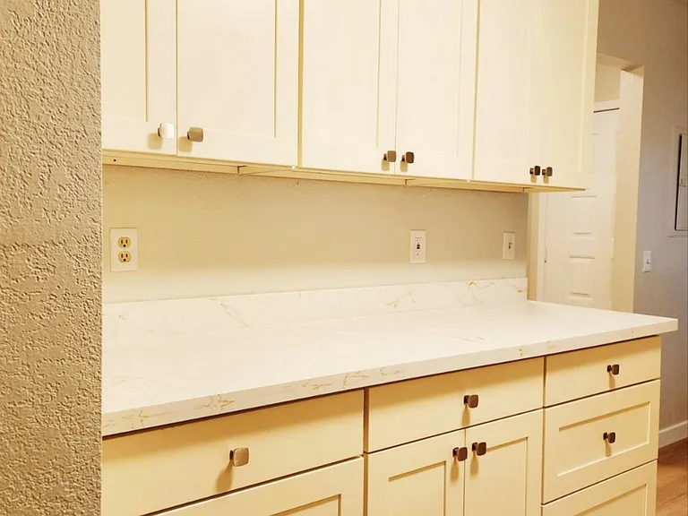 Meadowdale Park Townhomes — Photo 7