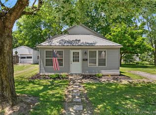 524 Lynhurst Dr, Scottsburg, IN