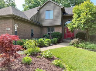 220 Country Club Ln, Springboro, OH 45066