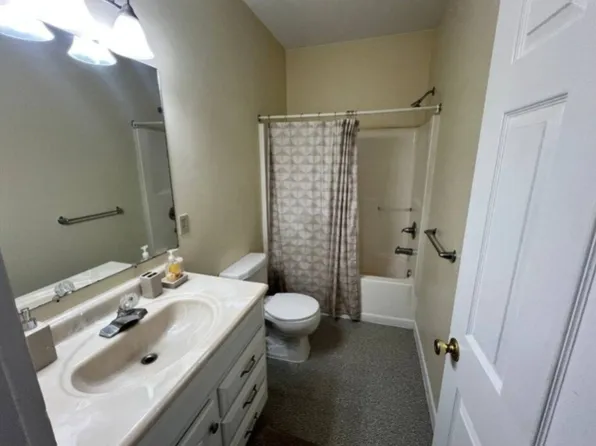 131 Main St APT 2, Cortland, NY 13045