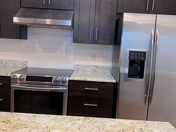 2nd image of 1358 Heathbrook Cir
