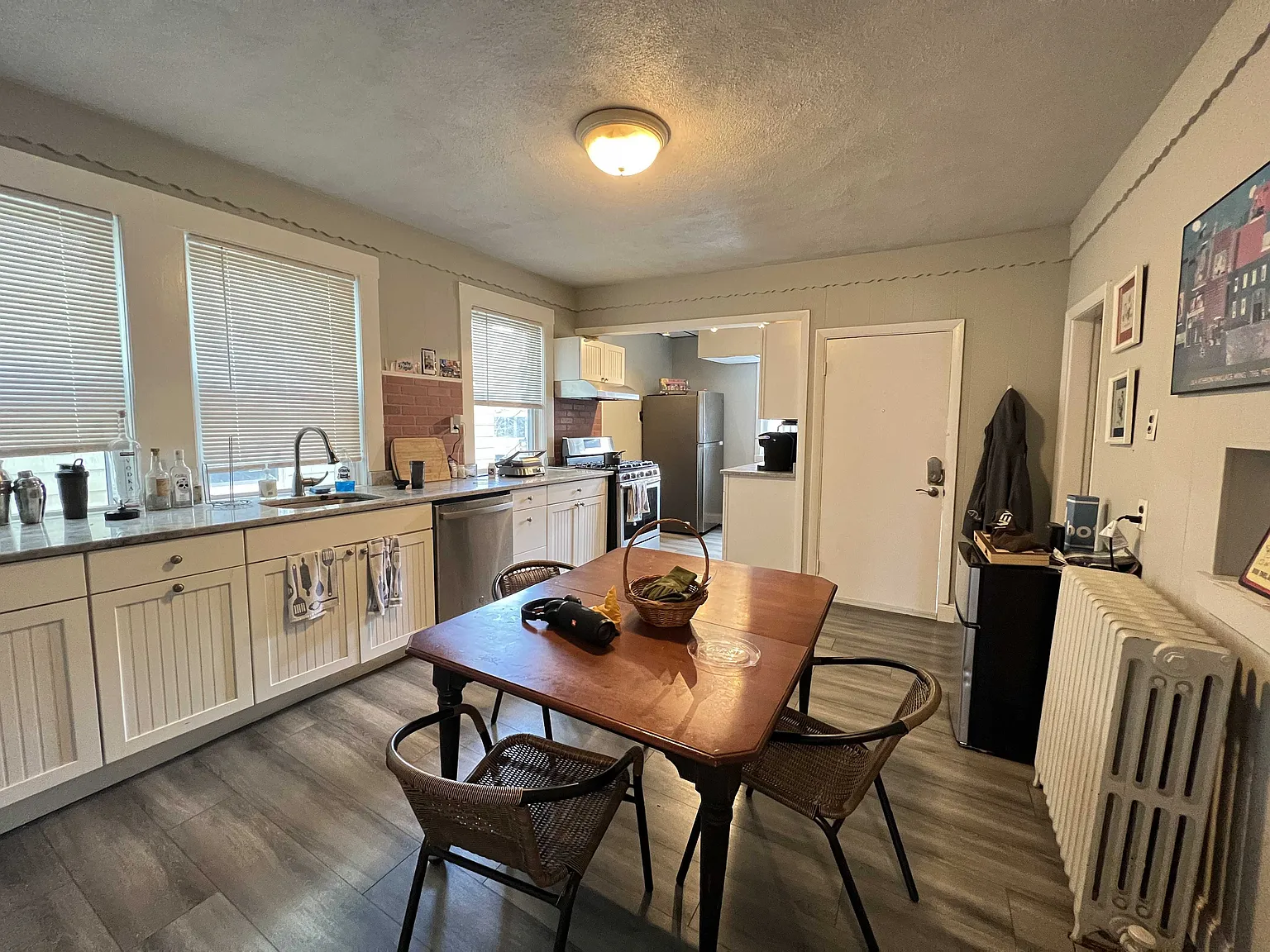 4 bed, $4,650 — Photo 2
