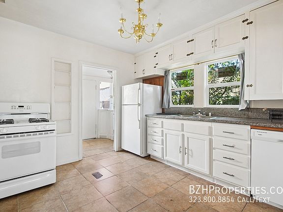 5th image of 1238 N Gardner St #A