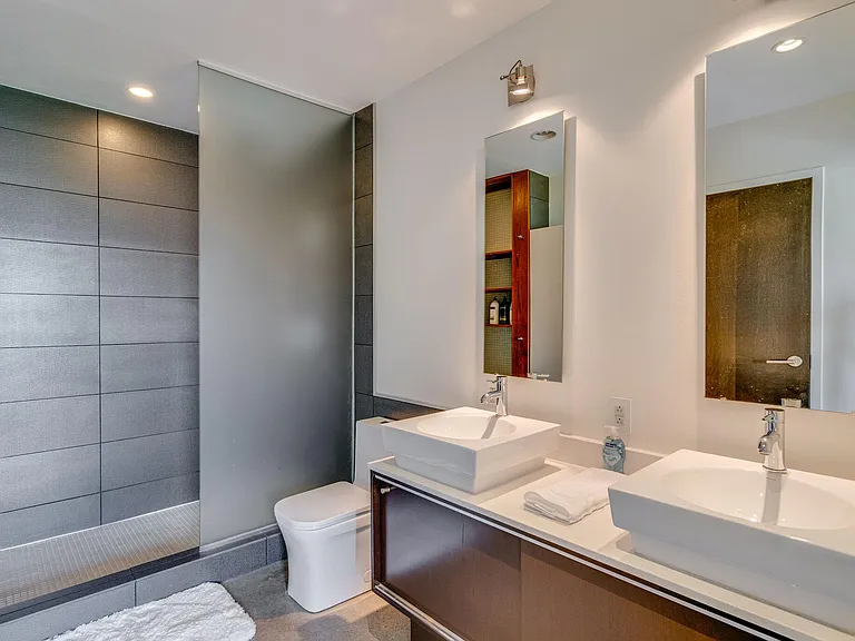 2115 Yeaman Pl #432 — Photo 37