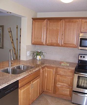 4th image of 7380 S Ocean Dr APT 320