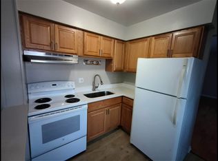 1780 Mark Ave APT D, Elgin, IL 60123