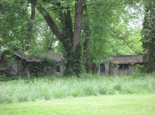 100 Dunn Rd, Longmeadow, MA 01106