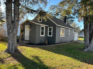 321 2nd St NW, Wadena, MN 56482