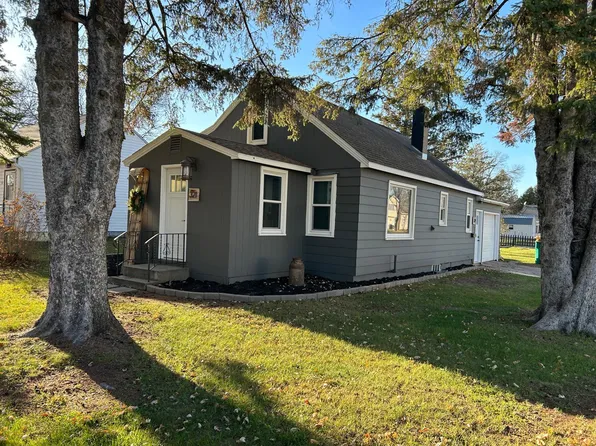 321 2nd St NW, Wadena, MN 56482