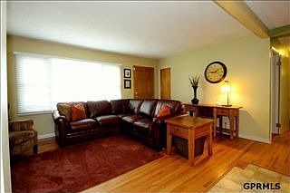 5th image of 7514 Hascall St