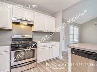 2092 Kinnrow Ave NW, Grand Rapids, MI 49534