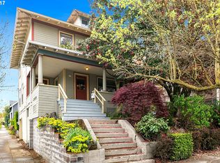 402 SE 20th Ave, Portland, OR 97214