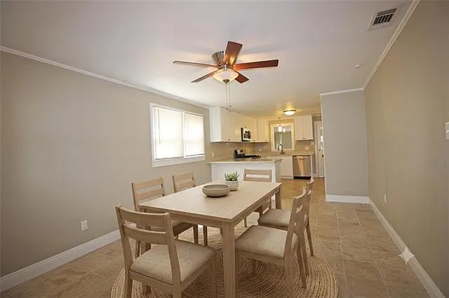 4440 Prairie St — Photo 6