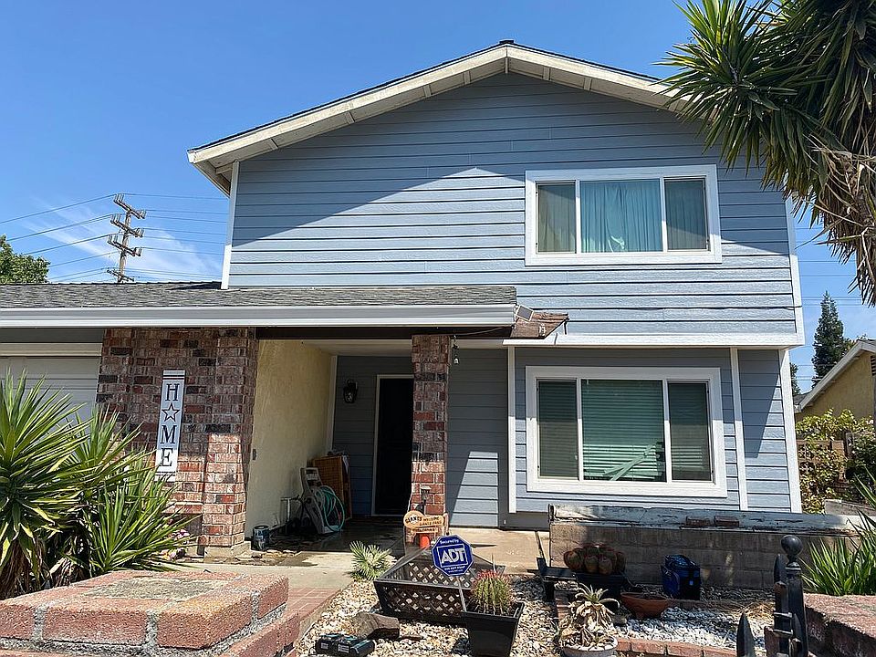 2nd image of 4221 Rosecrest Way