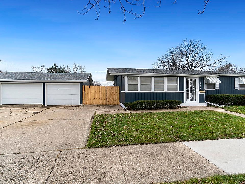 1st image of 2718 Canterbury Ln