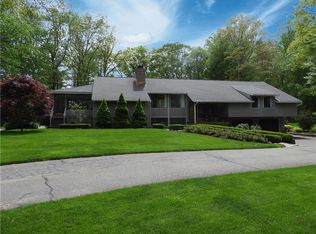 2710 Congress St, Fairfield, CT 06824