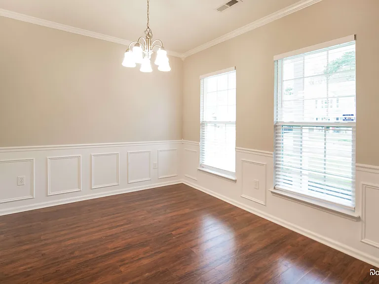 112 Vango Dr — Photo 8