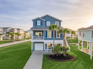 4162 Green Heron Dr, Galveston, TX 77554
