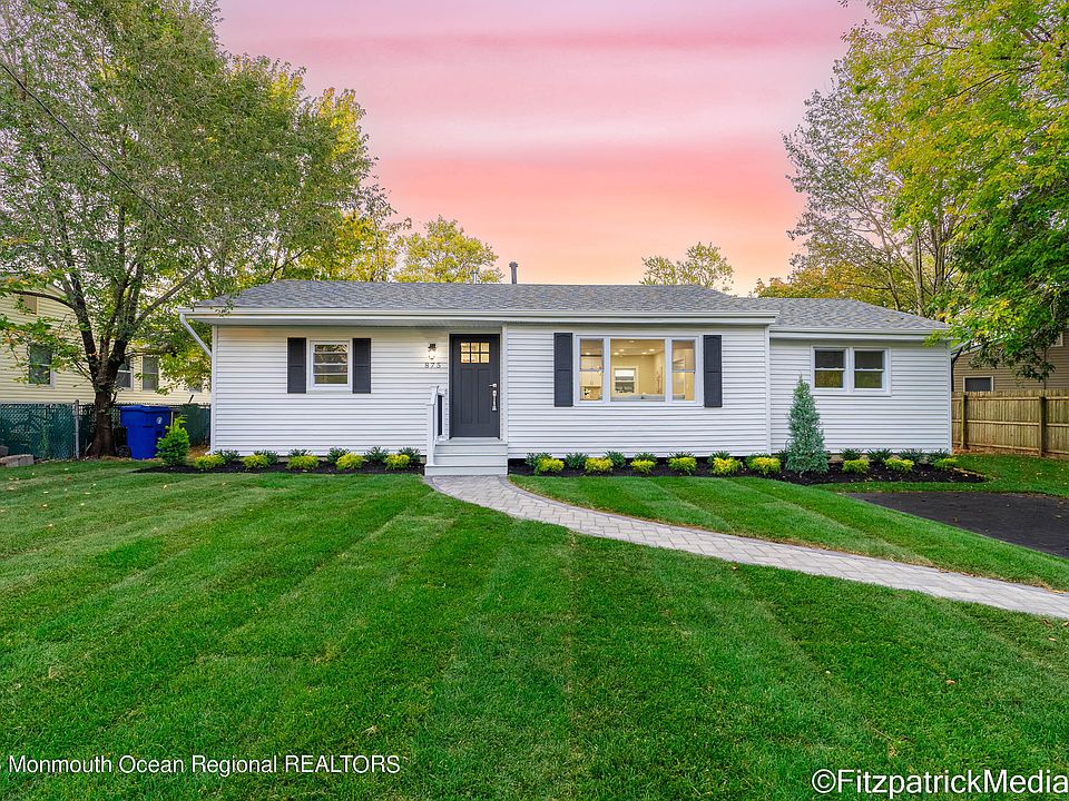 1st image of 875 Egret Drive