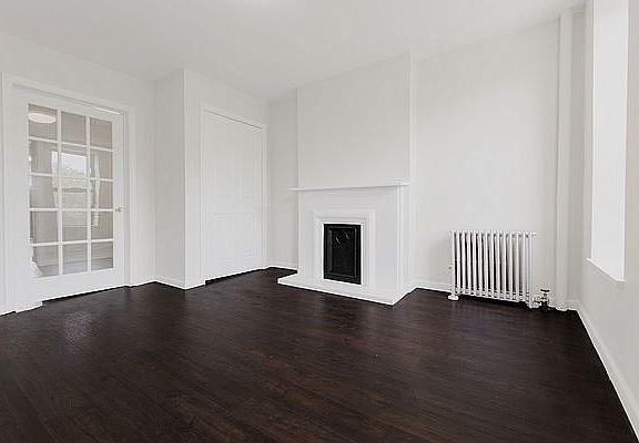 2nd image of 662 6th Ave APT 3R