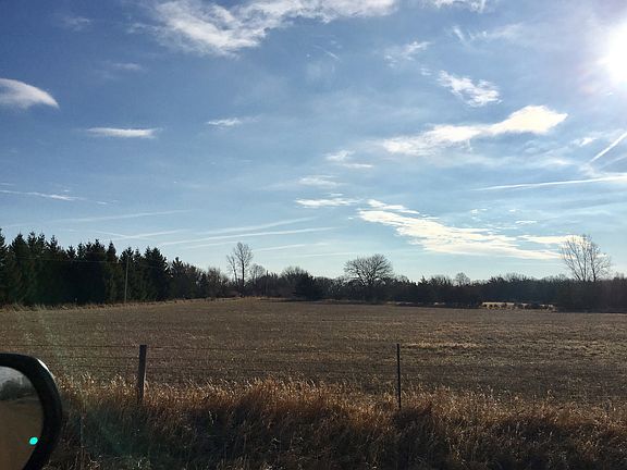 Secluded - roof in center