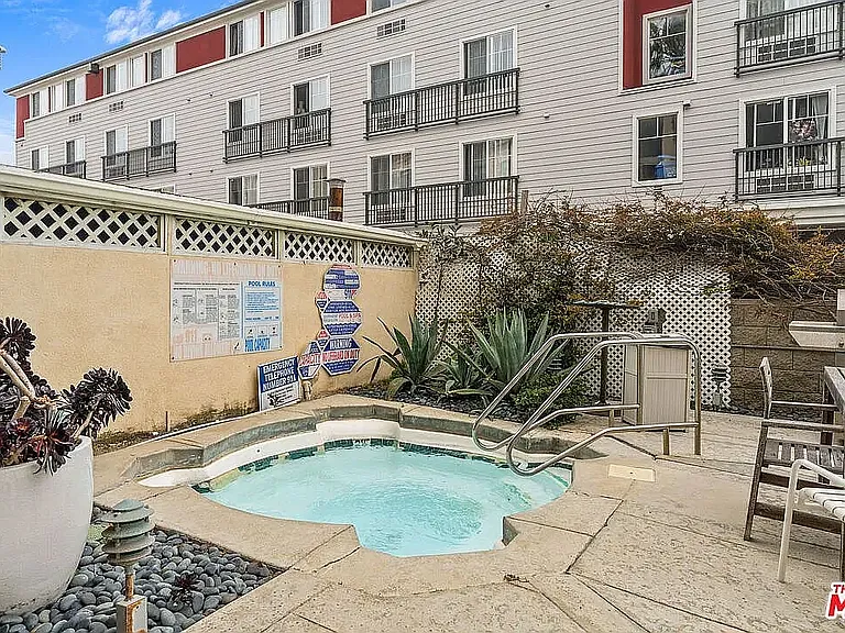 22 Navy St #306 — Photo 5