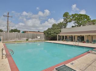2082 Augusta Dr #6-51, Houston, TX 77057