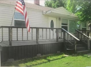 1212 Playfield Ave, Prosser, WA 99350
