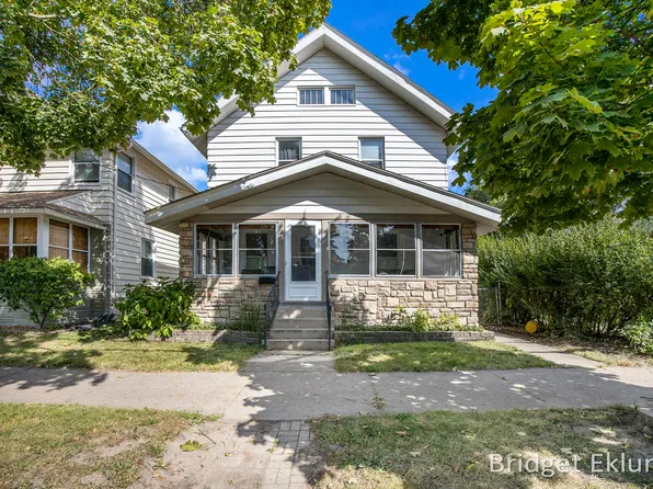 214 Eastern Ave NE, Grand Rapids, MI 49503
