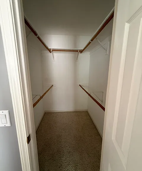 10406 Attleboro Ave — Photo 15