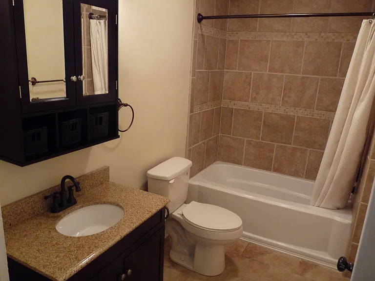 1648 W Grace St #3 — Photo 11