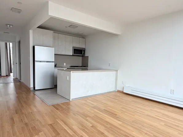 18 Monitor Street image 2 of 23