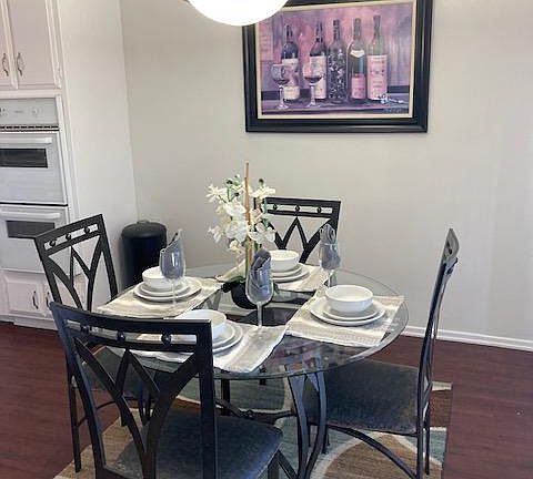 4th image of 350 N Crescent Dr APT 314