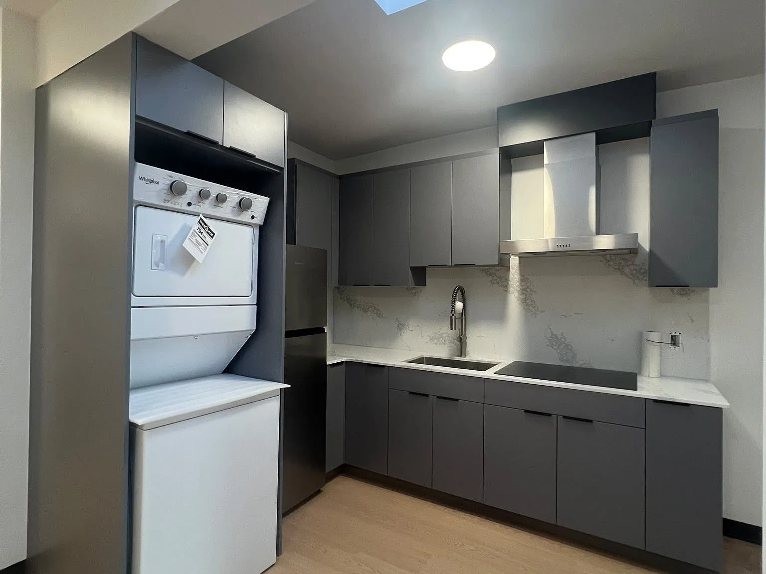 1 bed, $1,945 — Photo 4